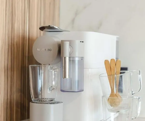 Wonderful Architect Designed Flat With Sea View