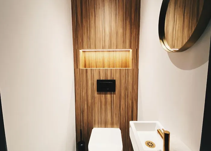 Wonderful Architect Designed Flat With Sea View *