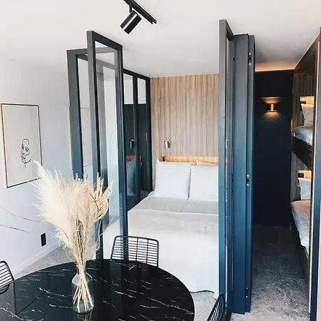 Apartmán Wonderful Architect Designed Flat With Sea View